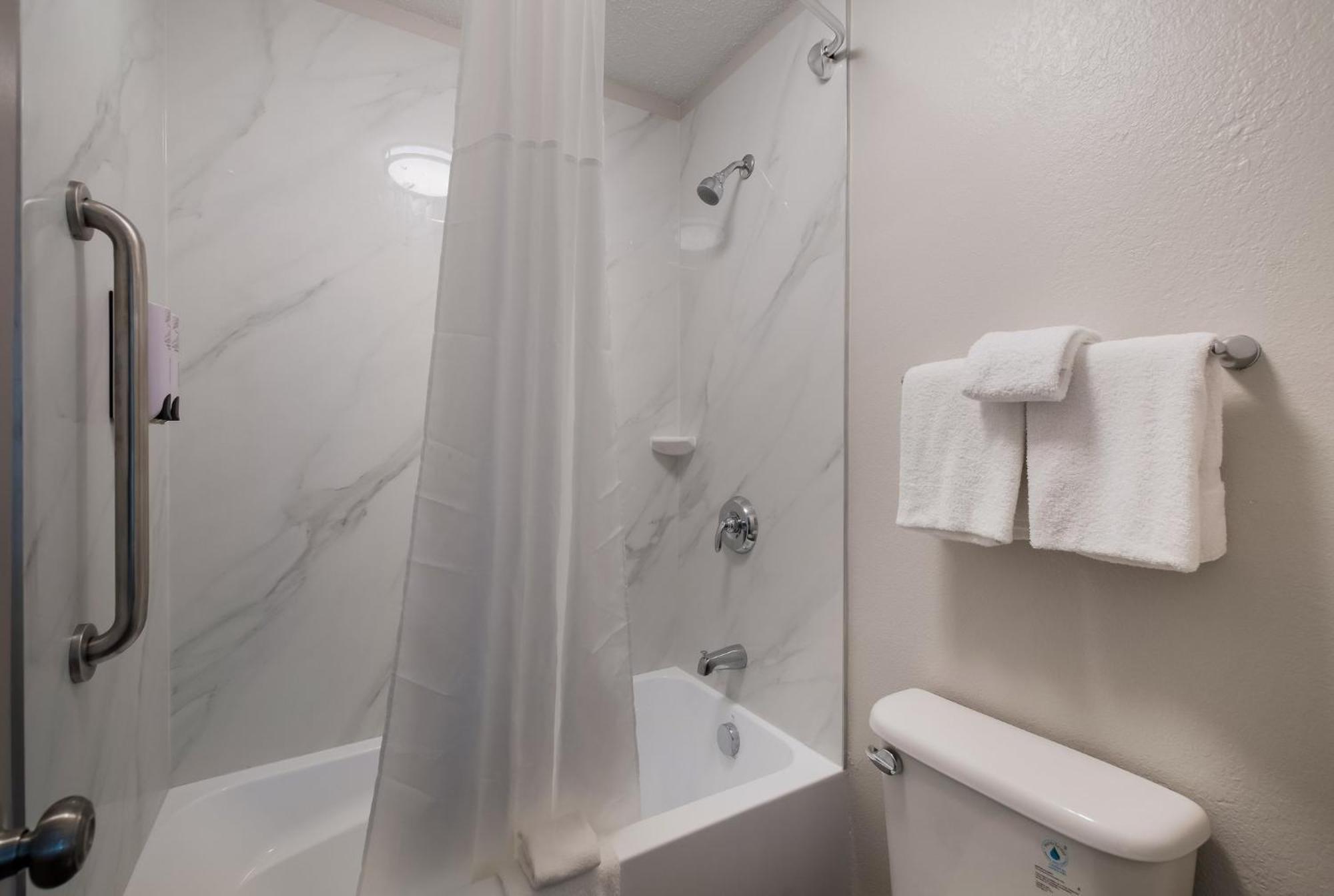 Red Roof Inn Chattanooga - Hamilton Place Экстерьер фото